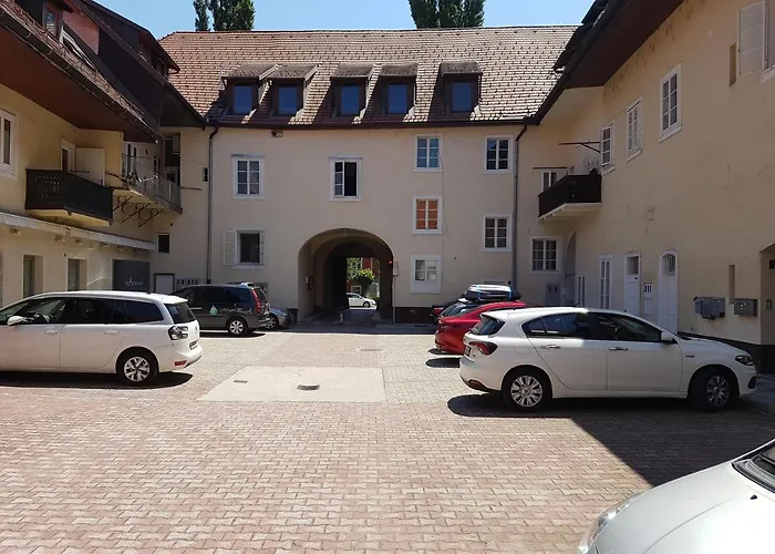 Sippo Apartments