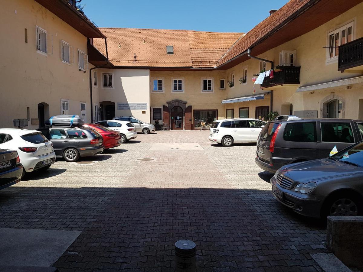 Sippo * Ljubljana